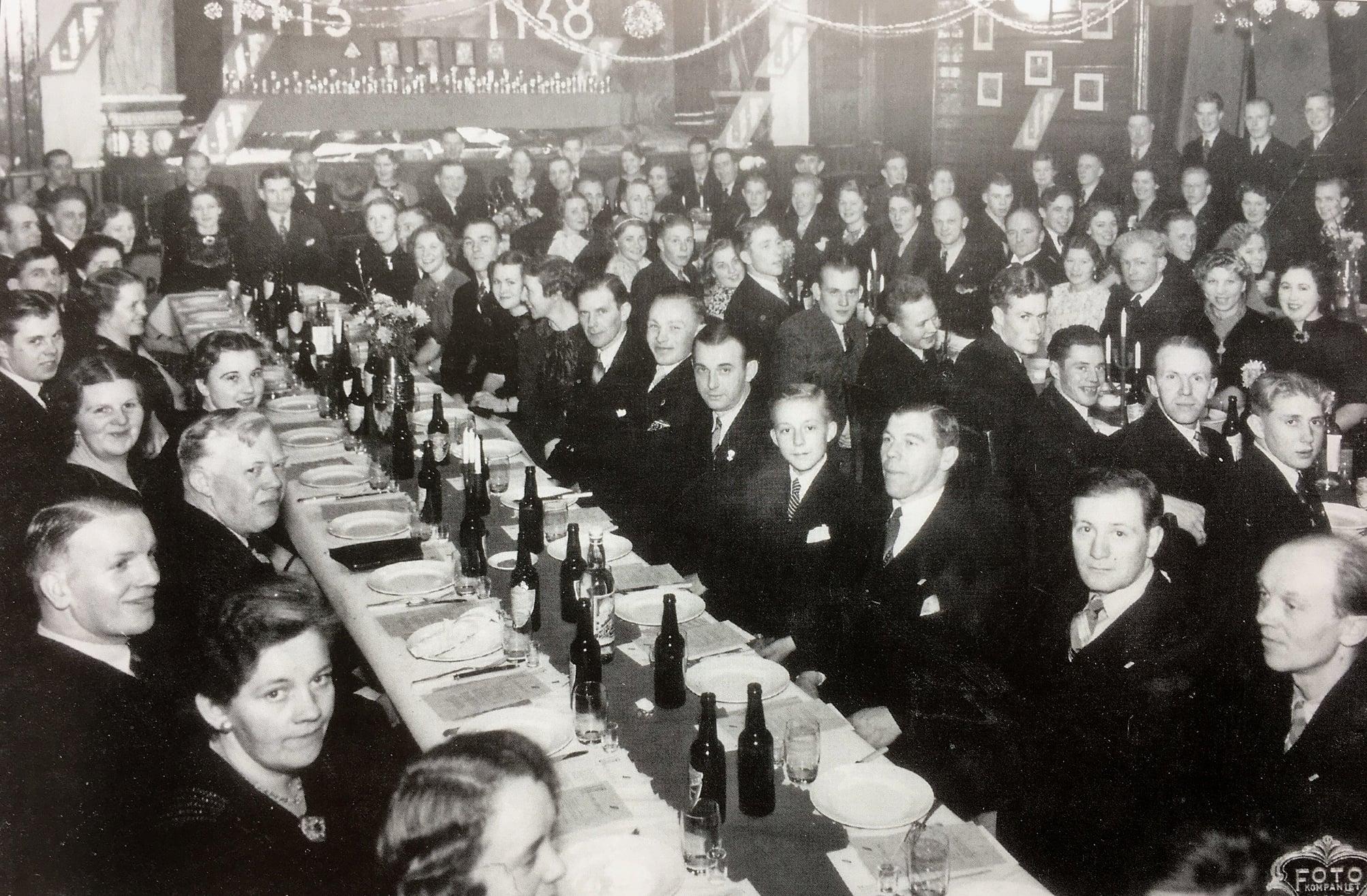 Fest i salen 1938